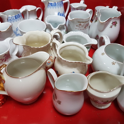 ../frankl24shop/Milchkännchen kleinVintage